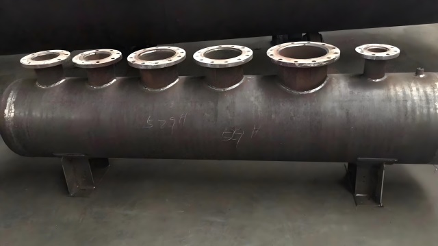 海伦集分水器算压力容器么
